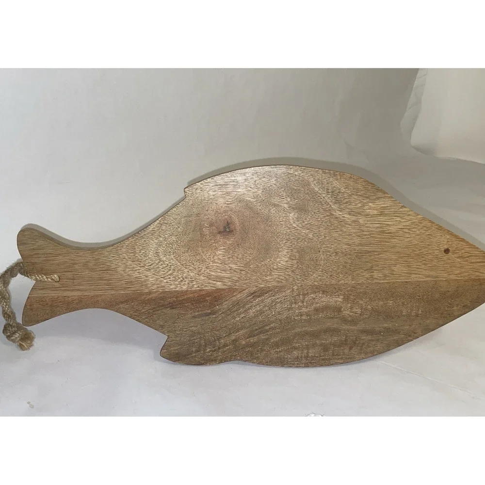 Collectible Hallmark Wooden Fish Cutting Board Debbie MACombers Cedar Cove